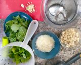 Foto del paso 2 de la receta Pesto de albahaca y anacardos