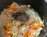 A picture of step 2 of Quick Mee Hon (Rice Vermicelli).