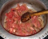 A picture of step 5 of Aloo mater salan😋.