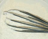 A picture of step 2 of Simple vegetable crêpes.