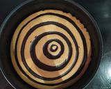 A picture of step 6 of Vegan Zebra Cake.