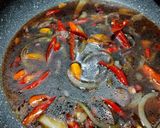 Foto langkah ke 3 dari resep Telur kecap mantul.
