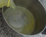 A picture of step 8 of 2 flat desert :) limonlu irmikli muhallebi (lemon desert).