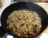 A picture of step 4 of Eggplant and Ground Pork Curry.
