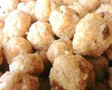 A picture of step 7 of Coconut Rava ladoo.