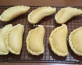 Foto langkah ke 11 dari resep Panada Isi Ayam.
