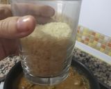 Foto del paso 4 de la receta: Arroz con productos congelados