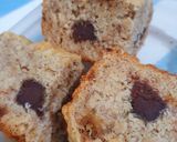 Foto del paso 4 de la receta: 🍌Budín de banana y trozos de chocolate 🍫