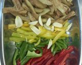 Foto del paso 2 de la receta: Escabeche de Berenjena y Morrones Tricolor