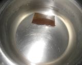 A picture of step 1 of Rich Kombu Seaweed Flavour Manila Clam Miso Soup.