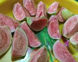 Foto langkah ke 2 dari resep 32#- jus jambu.