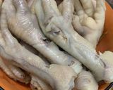 Hình bước làm 3 của món Chân gà mềm dịu 😂😂😂