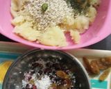 A picture of step 2 of Stuffed Potato Amarnath Rolls.