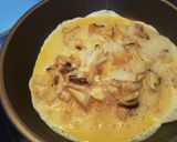 Foto del paso 3 de la receta: Tortilla con Setas de cardo