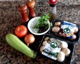 Foto del paso 1 de la receta: Brochetas de champiñones y portobello