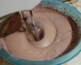 Foto langkah ke 5 dari resep Cupcake coklat tabur keju.