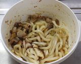 A picture of step 3 of Easy Microwave Udon Noodles with Yakiniku Sauce.