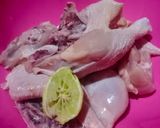Foto langkah ke 1 dari resep Ayam ungkep bumbu lengkuas.