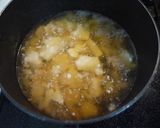 A picture of step 2 of Creamy Egg Soup with Crumbled Tofu.