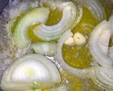 A picture of step 1 of Sig's Asparagus, Zucchini and smoked Garlic soup with a hint of.