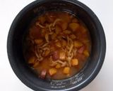A picture of step 6 of Sweet Potato and Shimeji Mushroom Mixed Rice.
