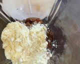 A picture of step 4 of My thanksgiving cake.