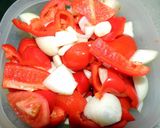 A picture of step 2 of Tomatoes stew.
