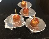 A picture of step 4 of Salted Caramel Apples.