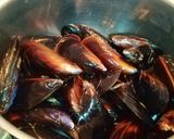 Foto del paso 4 de la receta: Fideuá mixta en paella