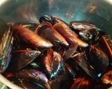 Foto del paso 4 de la receta: Fideuá mixta en paella