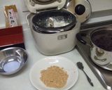 A picture of step 10 of Ohagi with Adzuki Beans and Kinako Powder.