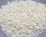 A picture of step 1 of Kanda Poha.