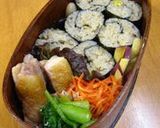 A picture of step 14 of Spiral Onigiri Rice Balls.