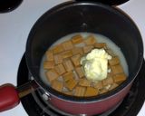 A picture of step 1 of Yummy Caramel Pecan pie.