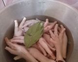Foto langkah ke 1 dari resep Ceker Kuah Seblak.