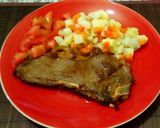 Foto del paso 4 de la receta: CHULETAS con ensalada rusa + tomate