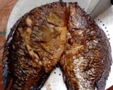 A picture of step 10 of Grilled Whole Fish with Tamarind, Sweet Soy Sauce and Bento Rice.