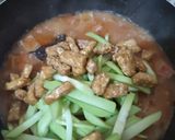 Foto langkah ke 6 dari resep Sambal Goreng Manisa / Labu Siam.
