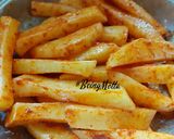 A picture of step 3 of Airfried Schezwan Fries.