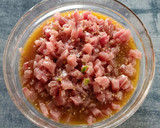 Foto del paso 2 de la receta: Tartar de ventresca de atún