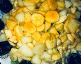 A picture of step 2 of Tangi fruit chat😋ٹینگی فروٹ چاٹ😋.