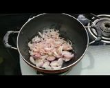 A picture of step 2 of Methi Mutter Malai.