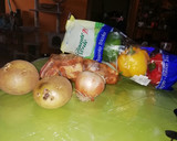 Foto del paso 1 de la receta: Costillas adobadas con patatas picantes