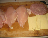 Foto del paso 1 de la receta: Pollo a la Gordon blue con crema de pollo estilo bechamel