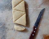 Une image de l'étape 4 de Galettes de semoule ☕.