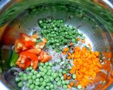 A picture of step 3 of Quinoa pulao.
