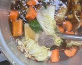 รูปขั้นตอนการทำที่ 3 ของ สูตรก๋วยเตี๋ยวน้ำตกเนื้อ