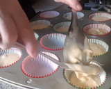 Foto del paso 6 de la receta: Magdalenas de Naranja con Chocolate Blanco