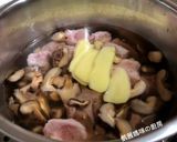 A picture of step 4 of Warm Autumn Chestnut Soup.