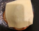 Foto langkah ke 2 dari resep Home Made Cheese Burger.